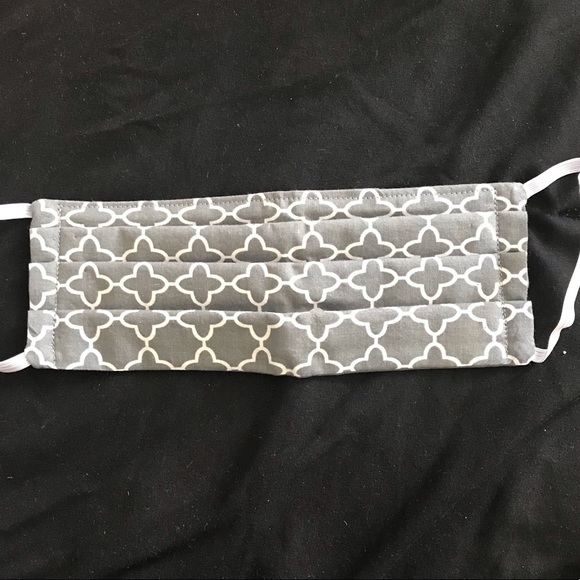 Handmade mask 😷 - Picture 2 of 3